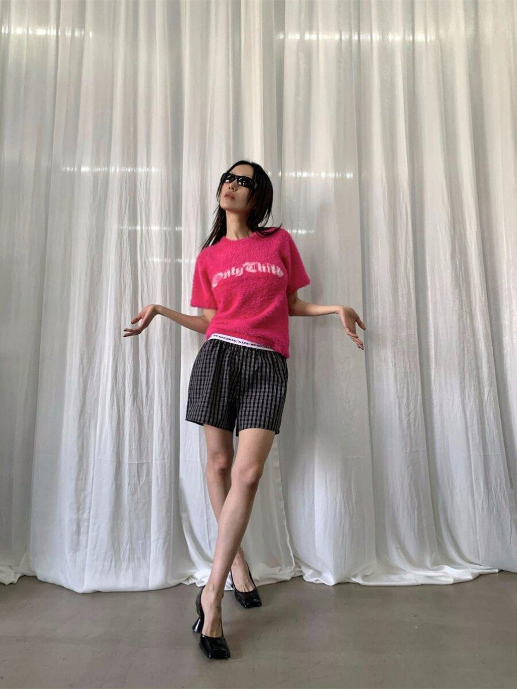 FOURFORTY Fuchsia Text Print Faux Mink Fur Loose Women's Nylon Short Sleeve T-shirts