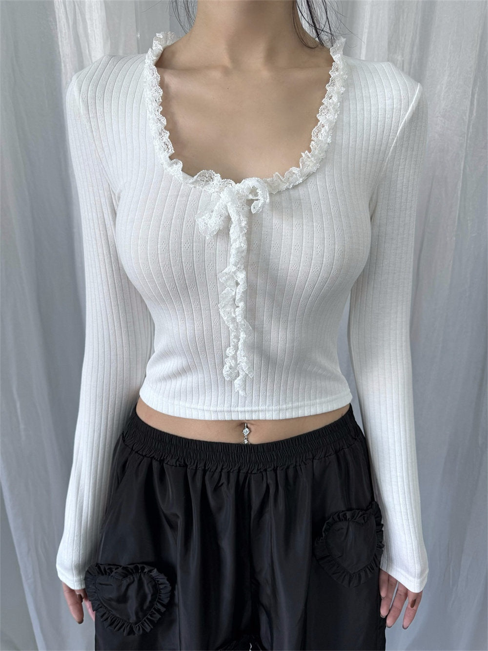 FOURFORTY_Leopard_Lace_U_Neck_Slim_Fit_Women's_Polyester_Cotton_Blend_Long_Sleeve_T-shirts_768071647915_MISSTT