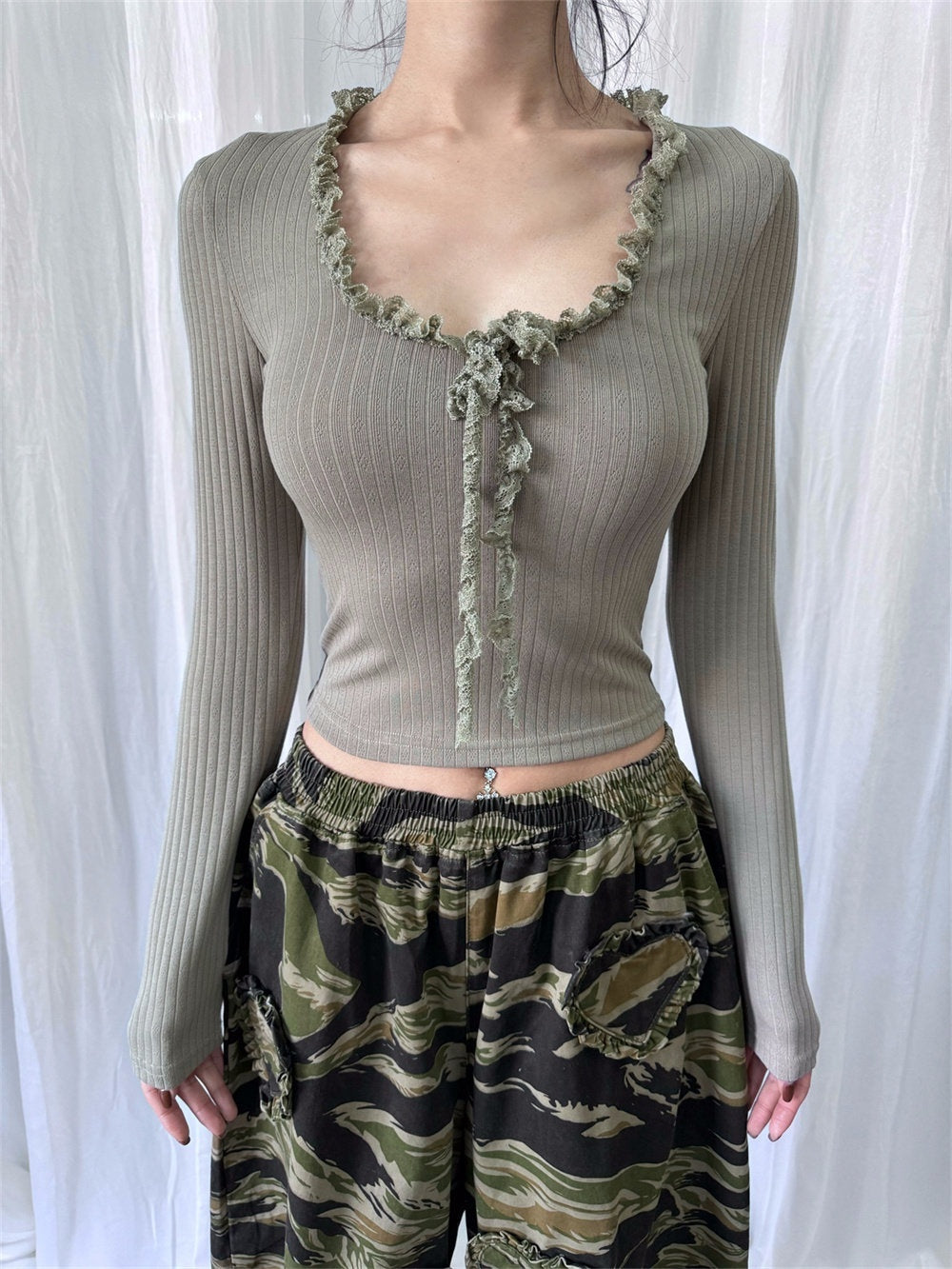 FOURFORTY_Leopard_Lace_U_Neck_Slim_Fit_Women's_Polyester_Cotton_Blend_Long_Sleeve_T-shirts_768071647915_MISSTT