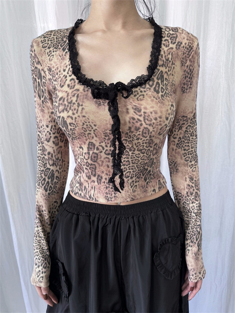 FOURFORTY_Leopard_Lace_U_Neck_Slim_Fit_Women's_Polyester_Cotton_Blend_Long_Sleeve_T-shirts_768071647915_MISSTT