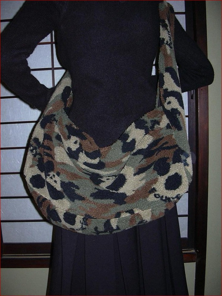 FOURFORTY Panda Camo Milkman Magnetic Snap Women's Fleece Cross Body Bags