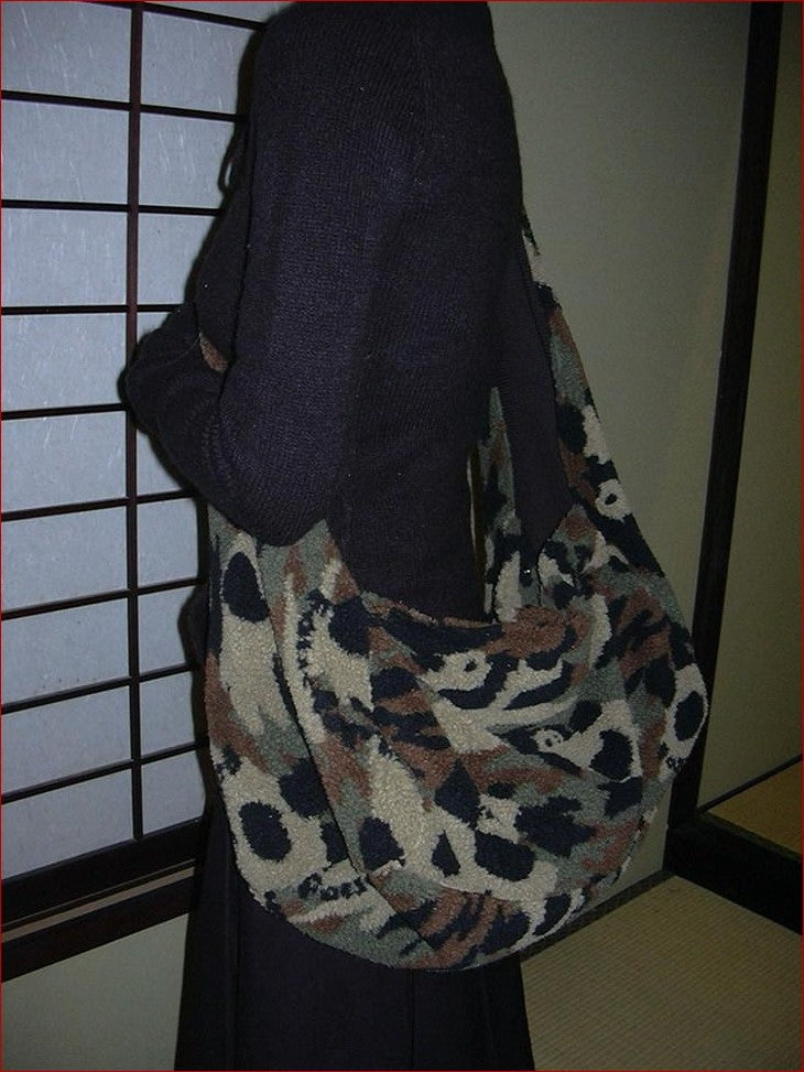 FOURFORTY Panda Camo Milkman Magnetic Snap Women's Fleece Cross Body Bags