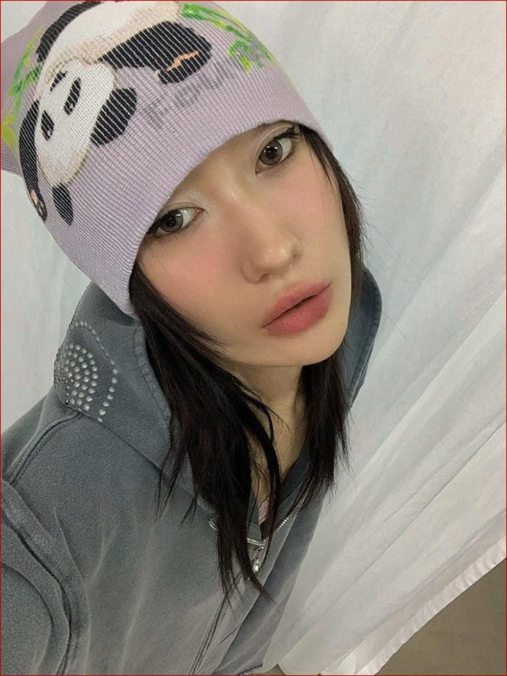 FOURFORTY Panda Printed Women's Ultra Soft Chunky Knitted Yarn Cozy Beanies