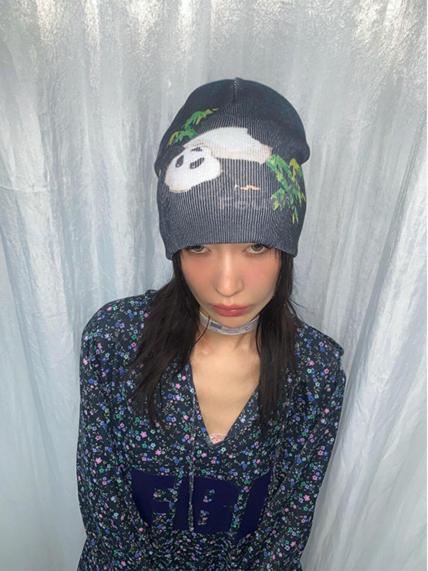 FOURFORTY Panda Printed Women's Ultra Soft Chunky Knitted Yarn Cozy Beanies
