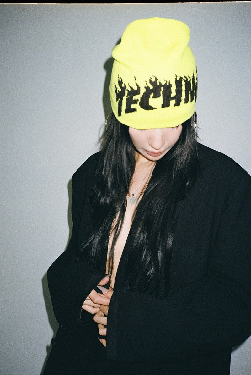 FOURFORTY_Playful_Flame_Graphic_Punk_Edgy_Dance_Women's_Ribbed_Knit_Beanies_841314408591_MISSTT