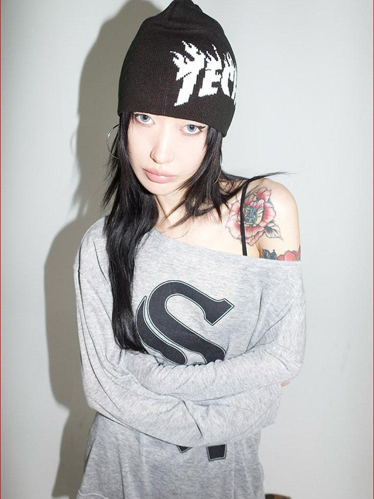 FOURFORTY Playful Flame Graphic Punk Edgy Dance Women's Ribbed Knit Beanies