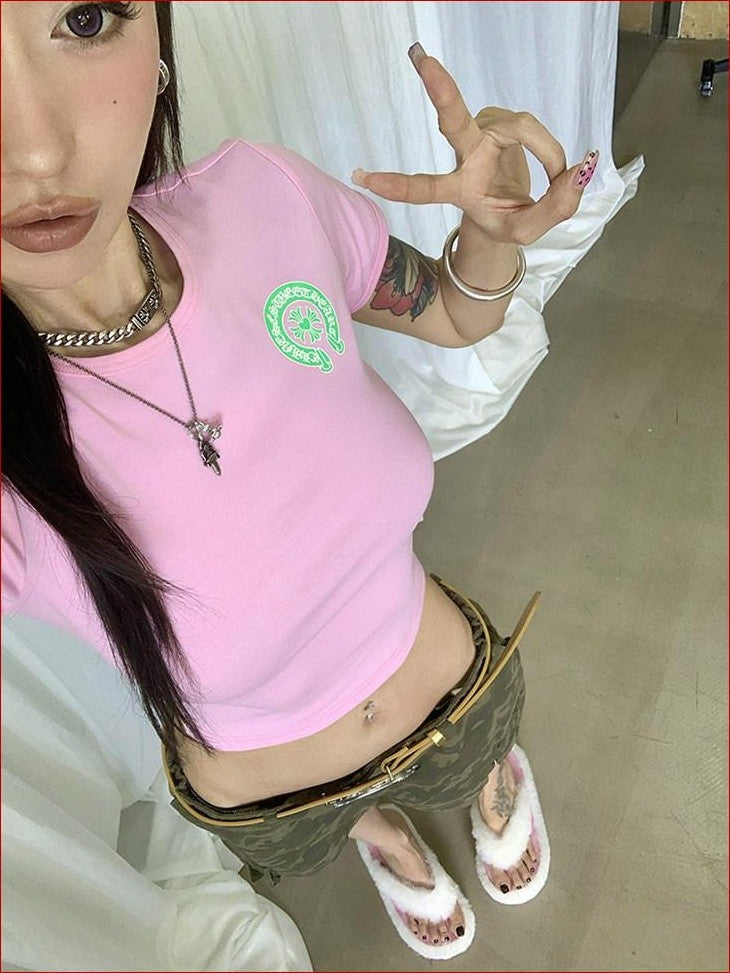 FOURFORTY Sweetheart Candy Colorblock Cropped Women's Short Sleeve T-shirts