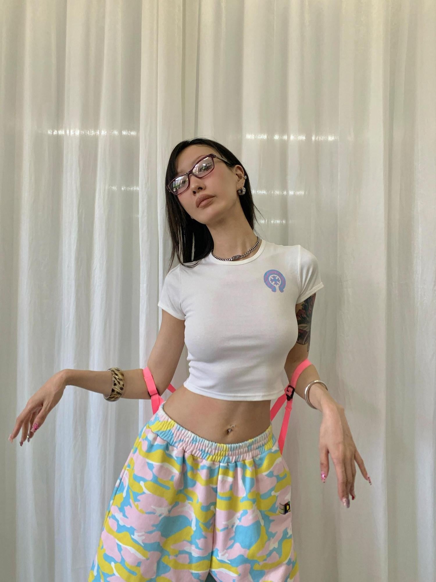 FOURFORTY Sweetheart Candy Colorblock Cropped Women's Short Sleeve T-shirts