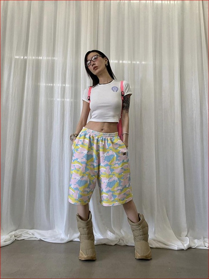 FOURFORTY Sweetheart Candy Colorblock Cropped Women's Short Sleeve T-shirts