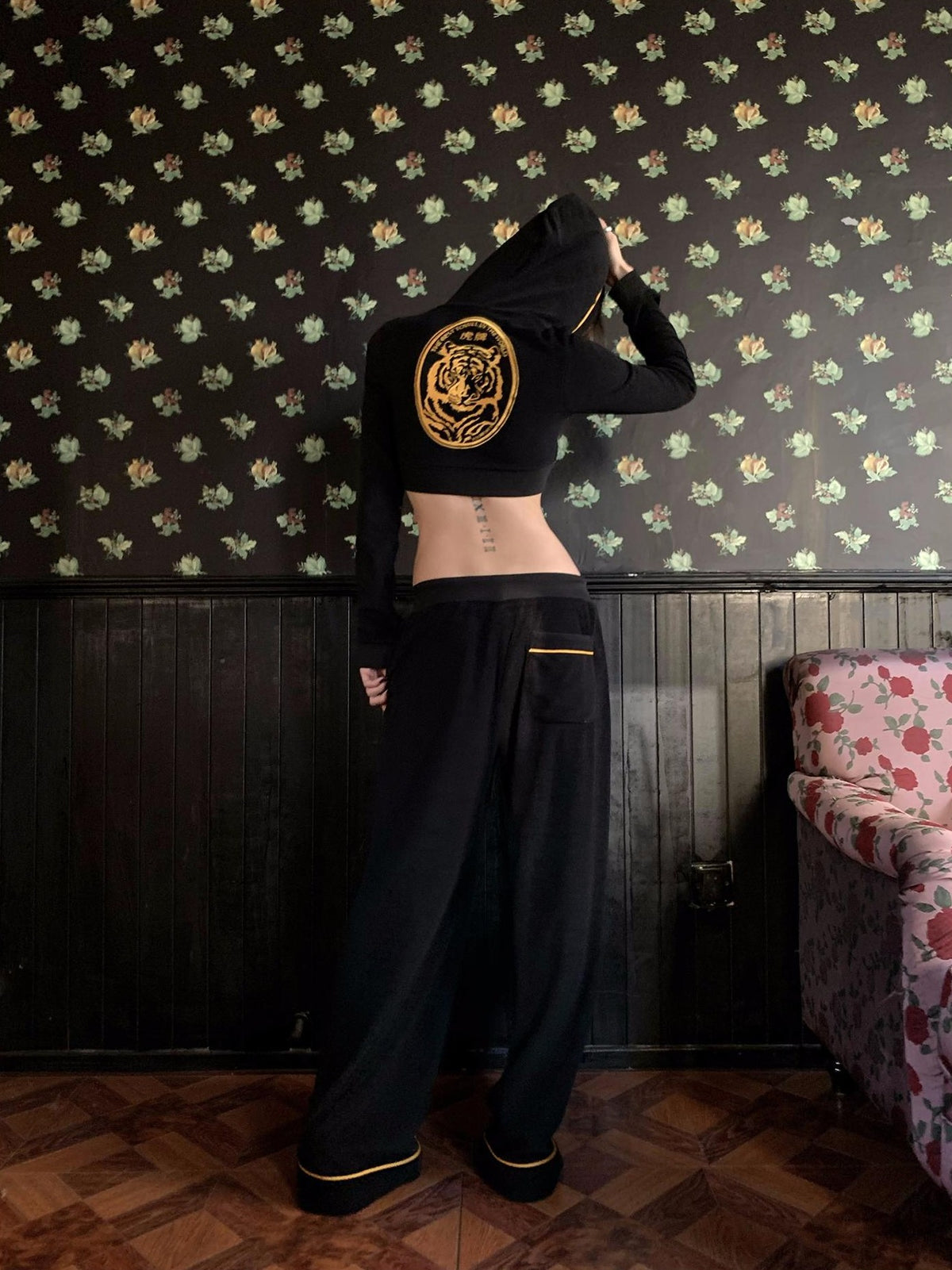 FOURFORTY Tiger Embroidered Terry Cloth Straight Leg Women's Cotton Blend Sweatpants
