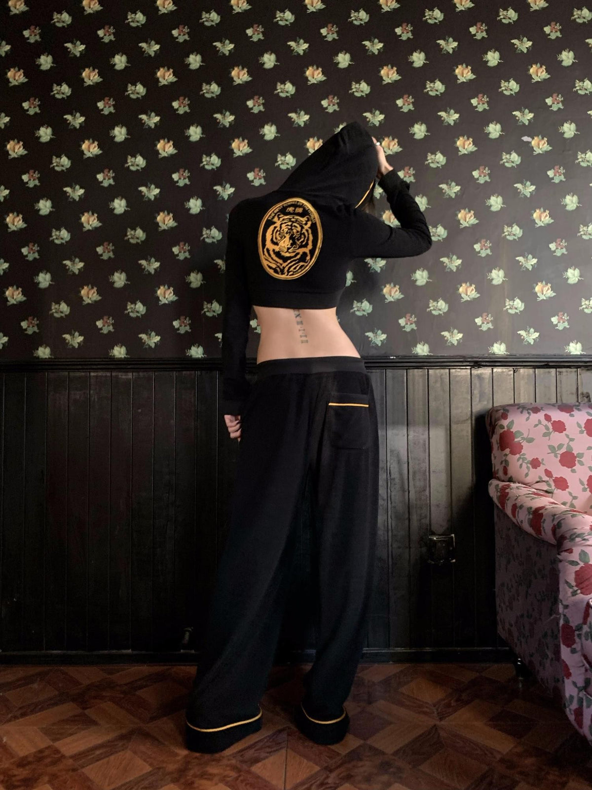 FOURFORTY Tiger Embroidered Terry Cloth Straight Leg Women's Cotton Blend Sweatpants