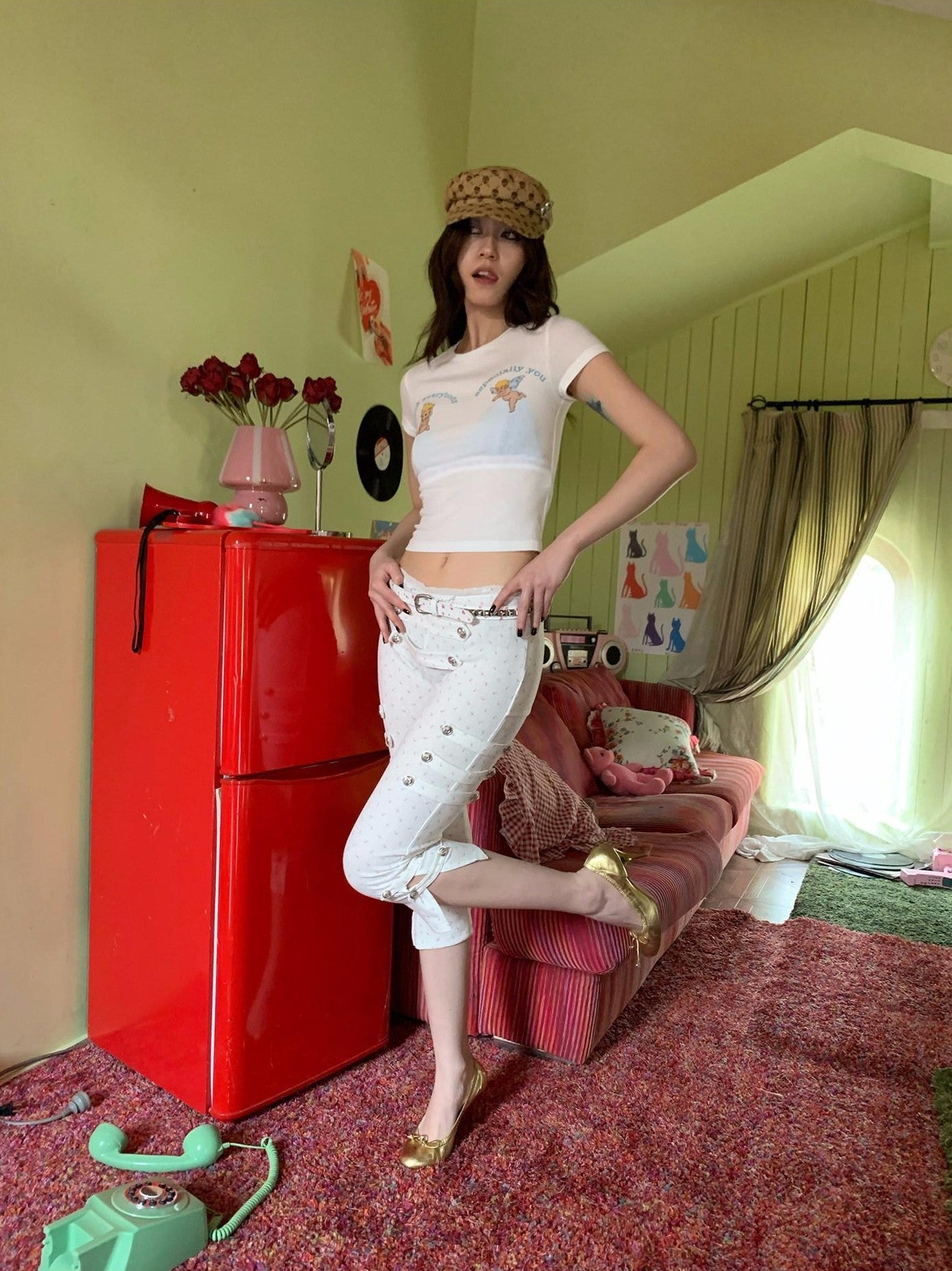 FOURFORTY Vintage Floral Lace Natural Waist Women's Cotton Blend Cropped Pants