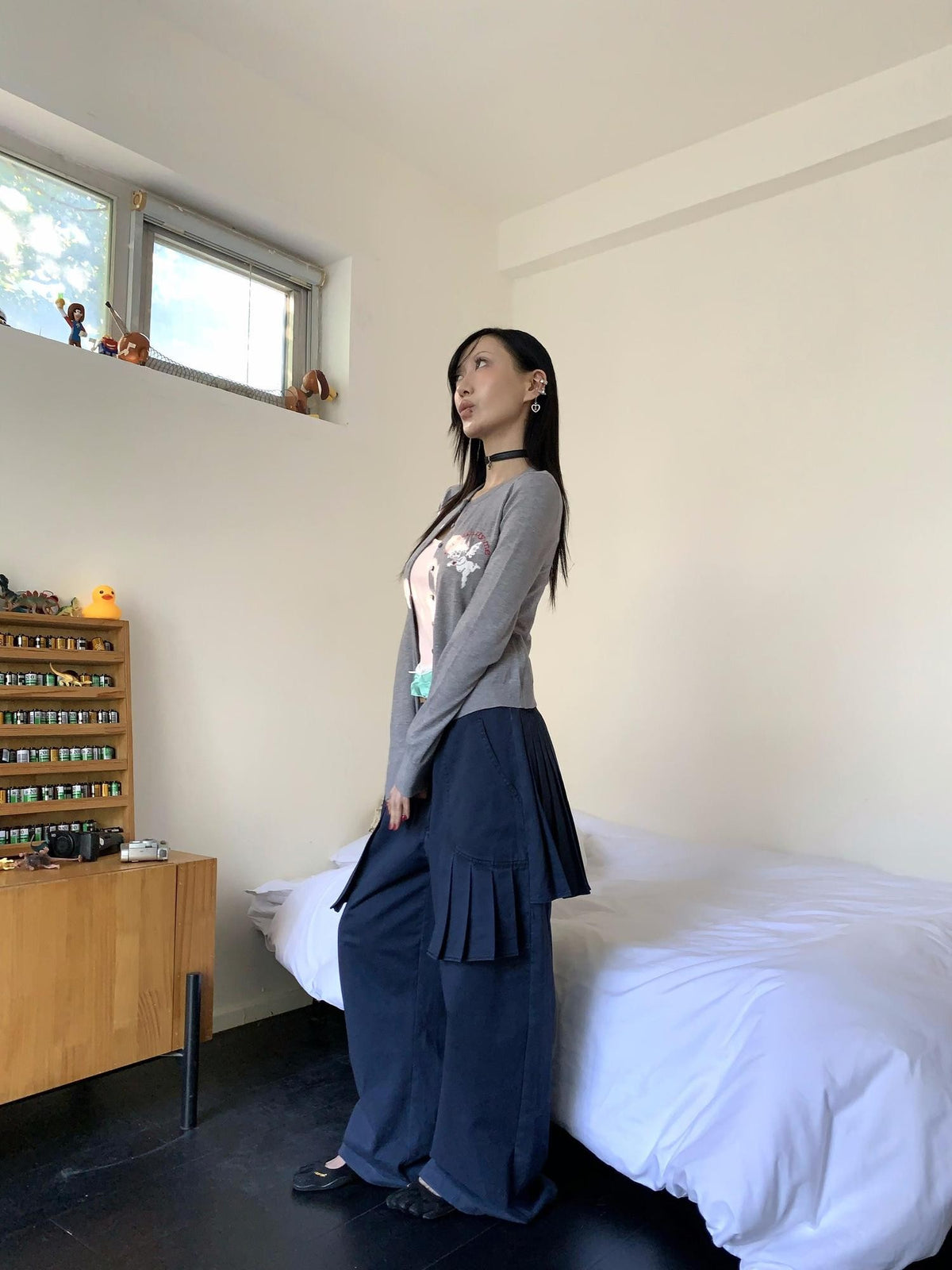 FOURFORTY Washed Distressed Pleated Straight Leg Cotton Women's Cargo Pants