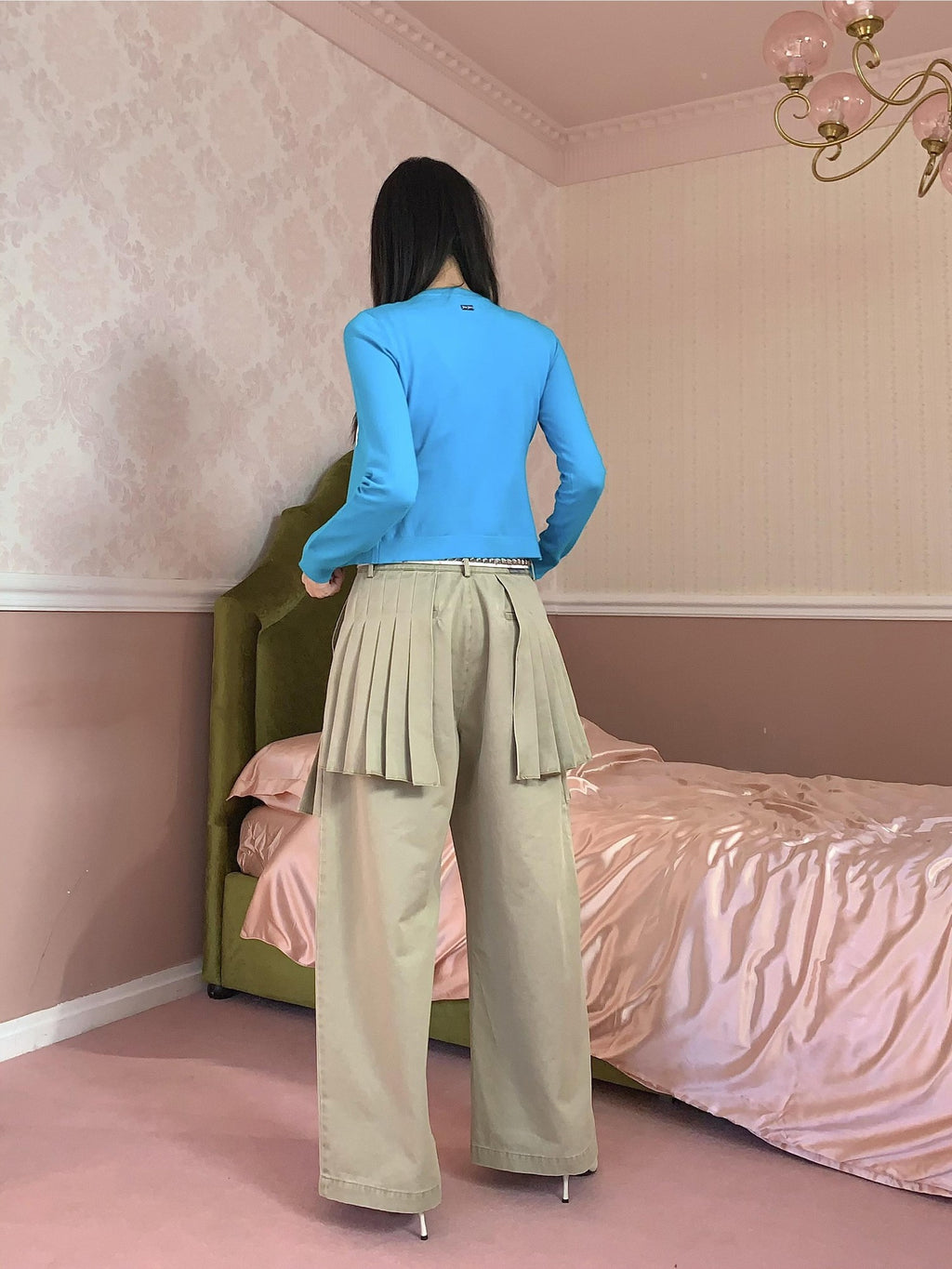 FOURFORTY Washed Distressed Pleated Straight Leg Cotton Women's Cargo Pants
