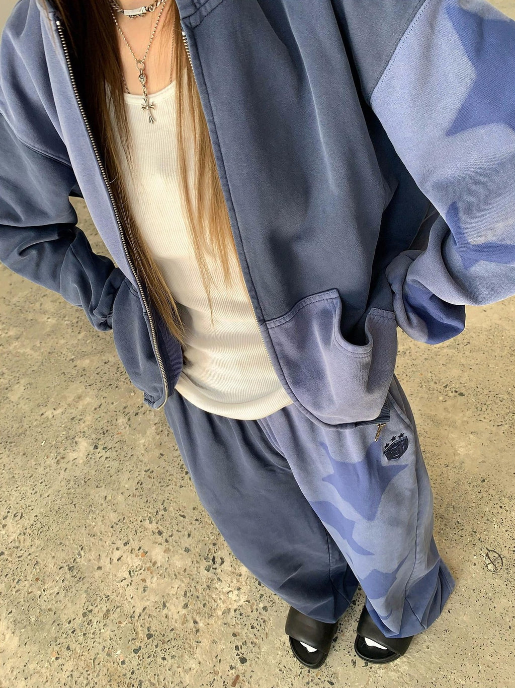 FOURFORTY Washed Indigo Patchwork Shadow Star Print Women's Tracksuit Sets