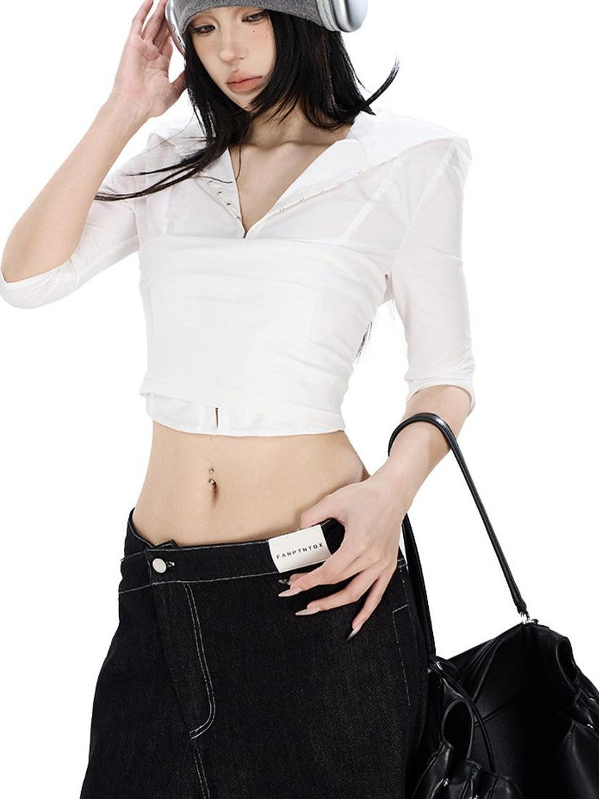 Fanptntox Black And White Hooded Hook Closure Mesh Back Slim Fit Women's Cropped Shirts