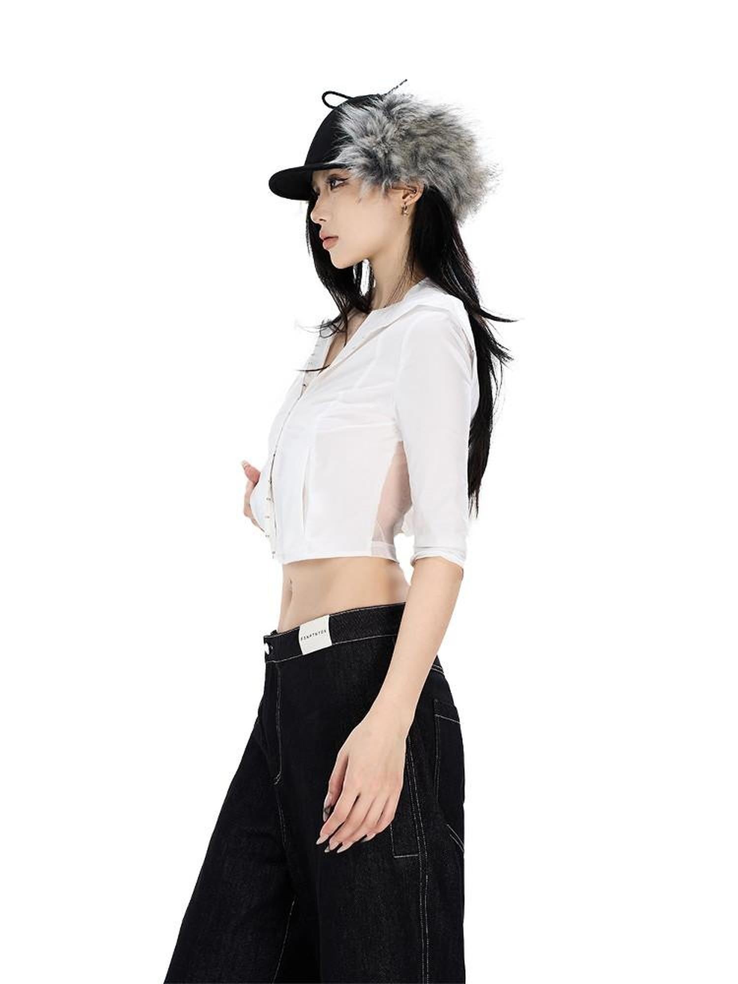 Fanptntox Black And White Hooded Hook Closure Mesh Back Slim Fit Women's Cropped Shirts