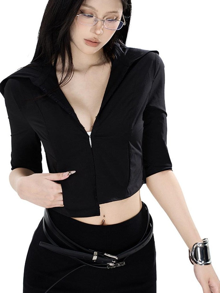 Fanptntox Black And White Hooded Hook Closure Mesh Back Slim Fit Women's Cropped Shirts