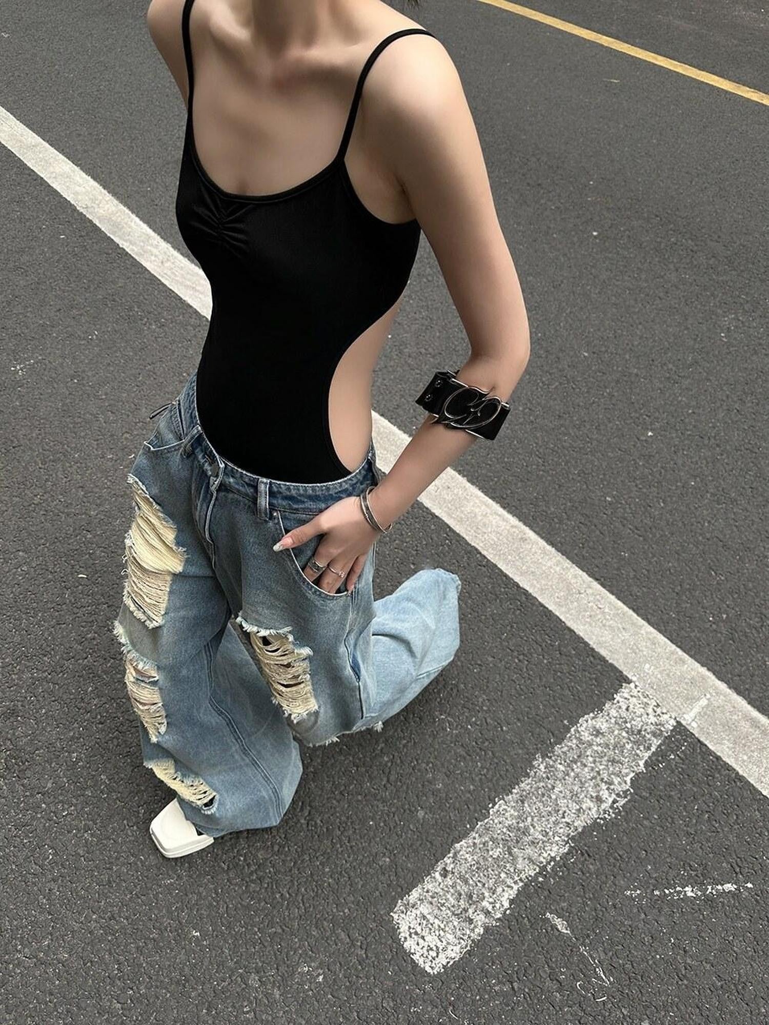 Fanptntox Black Backless V-neck Spaghetti Strap High Waist Slim Fit Women's Camisoles