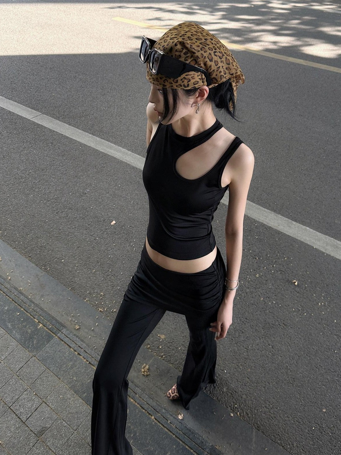 Fanptntox Black Cutout Racerback Slim Fit Street Style Women's Other Fabric Tank Tops