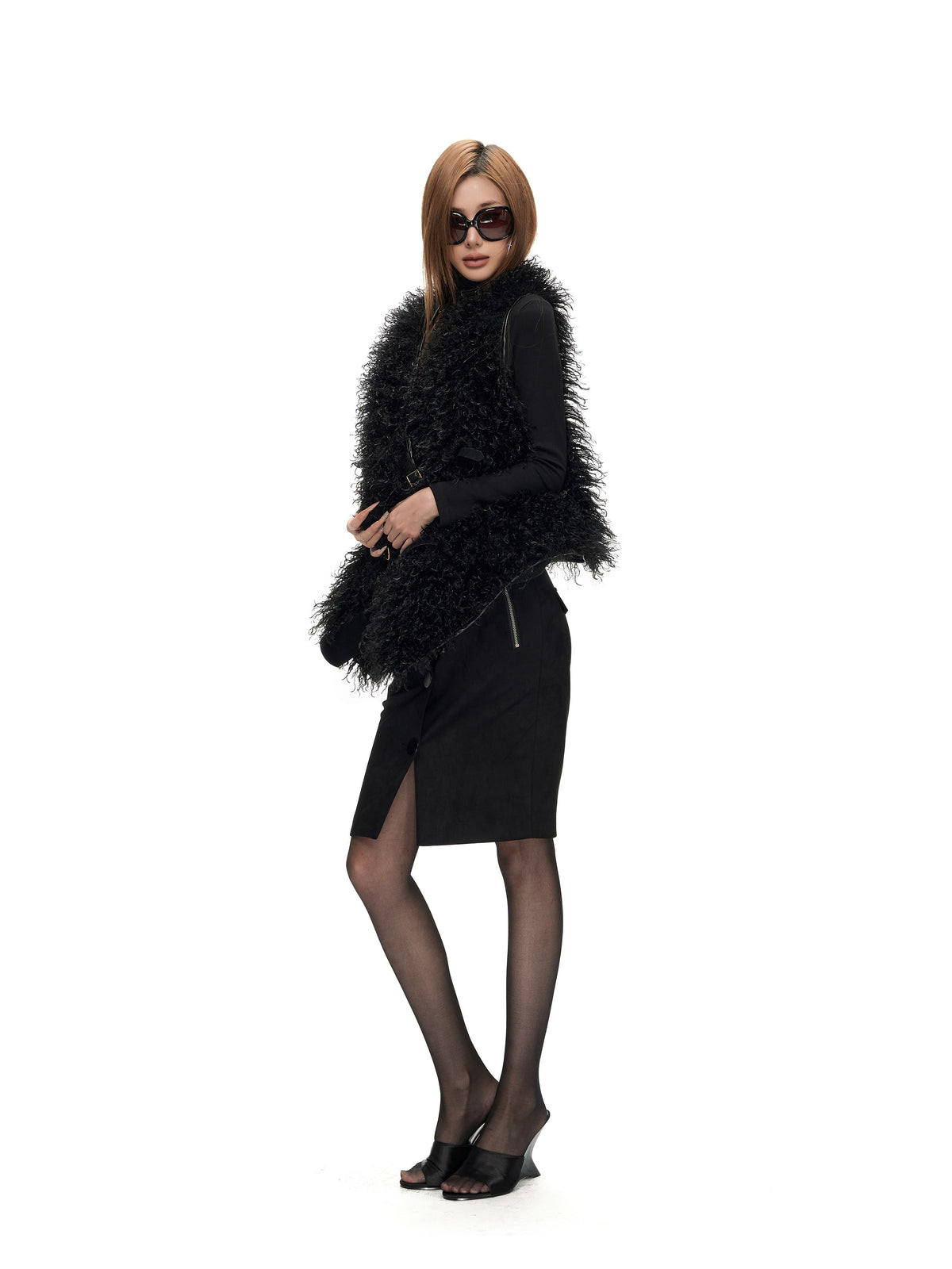 Fanptntox_Black_Fuzzy_V-neck_Loose_Fit_Women's_Polyester_Vests_1083079046084_MISSTT