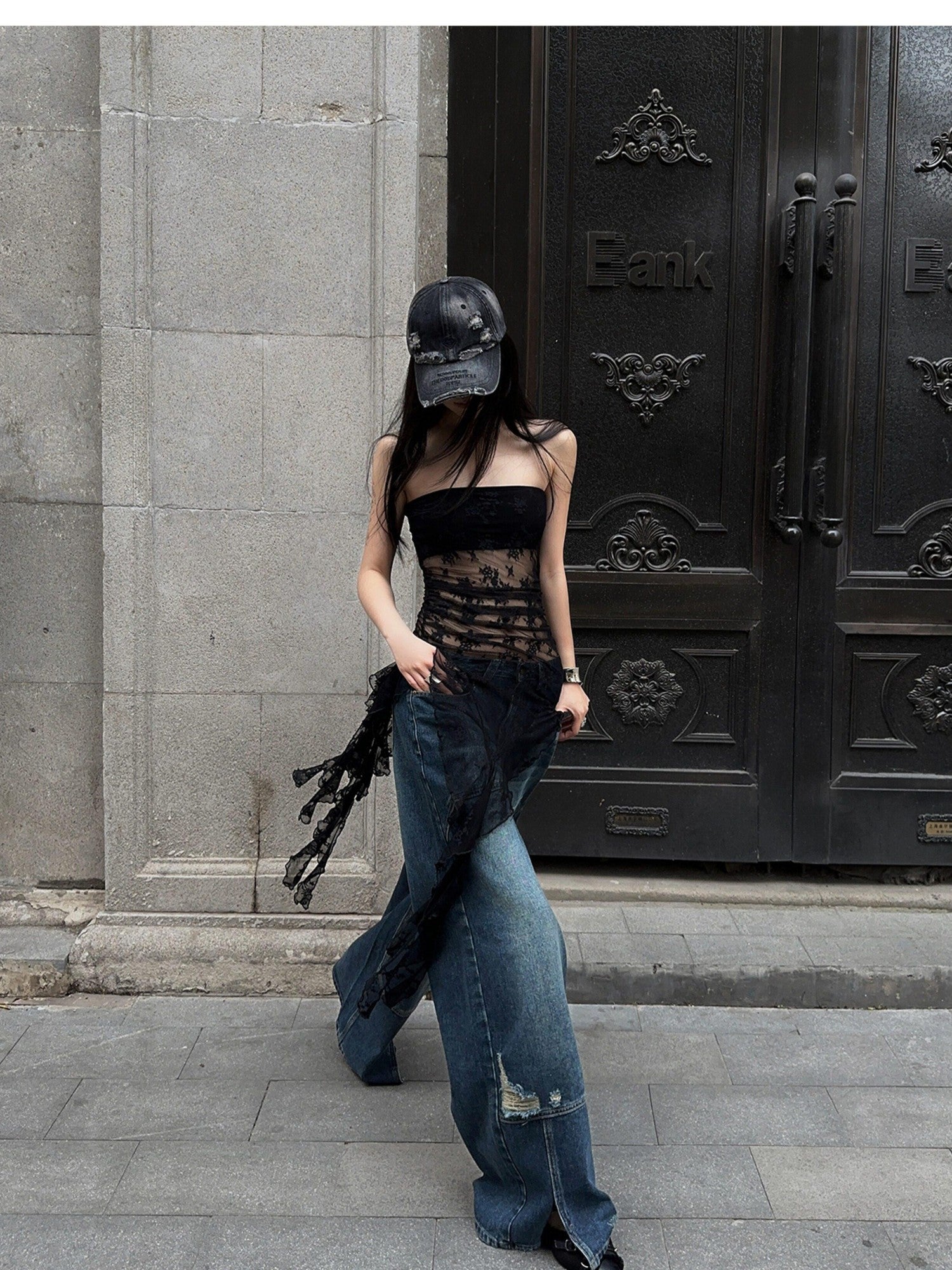 Fanptntox Black Lace Trim Off Shoulder Slim Fit Cropped Women's Tube Tops