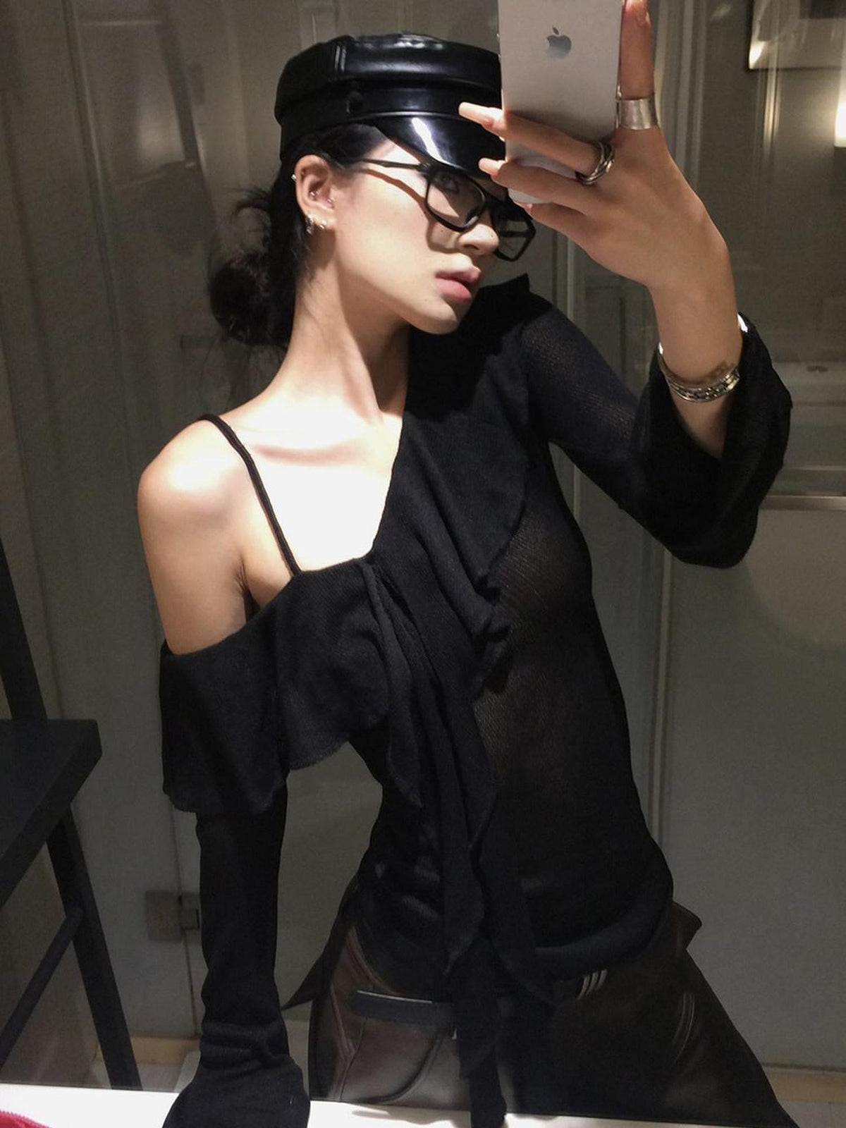 Fanptntox Black Ruffle Asymmetrical Strap Slim Fit Women's Long Sleeve T-shirts