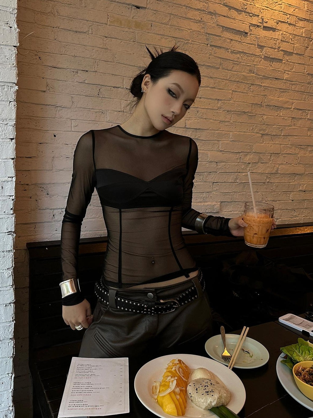 Fanptntox Black Sheer Mesh Slim Fit Round Neck Women's Long Sleeve T-shirts