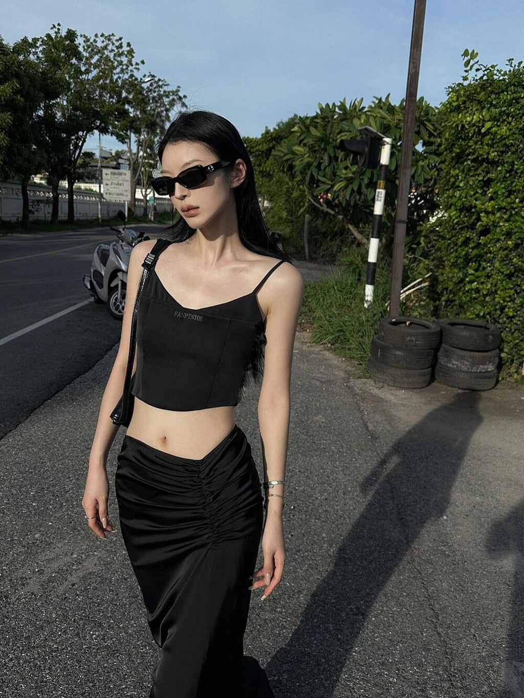 Fanptntox Black Solid Slim Cropped Street Style Women's Other Fabric Camisoles