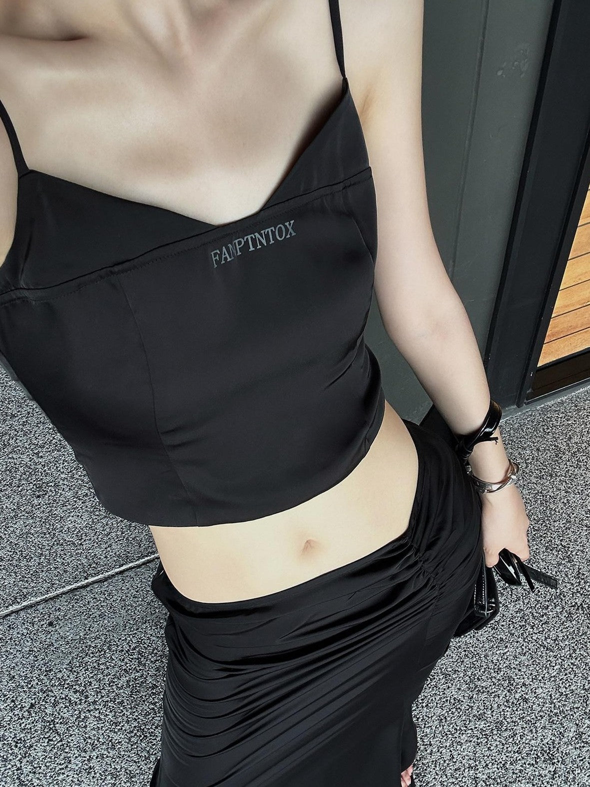 Fanptntox Black Solid Slim Cropped Street Style Women's Other Fabric Camisoles