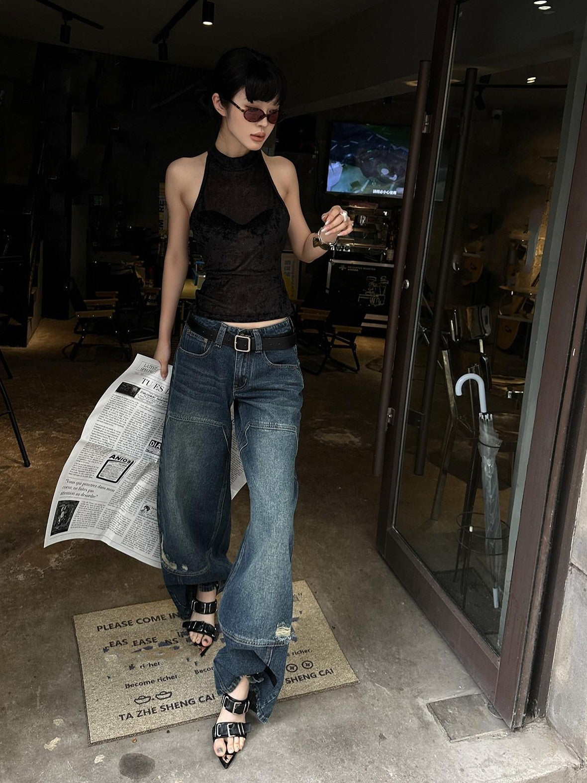 Fanptntox Black Solid Street Slim Fit Cropped Women's Other Fabric Halter Tops