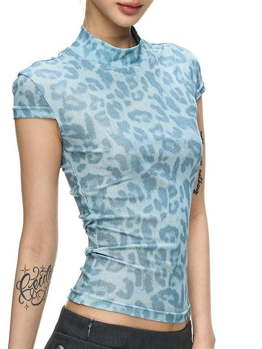 Fanptntox Blue Leopard Printed Cropped Half Collar Women's Polyester Spandex Slim T-shirts