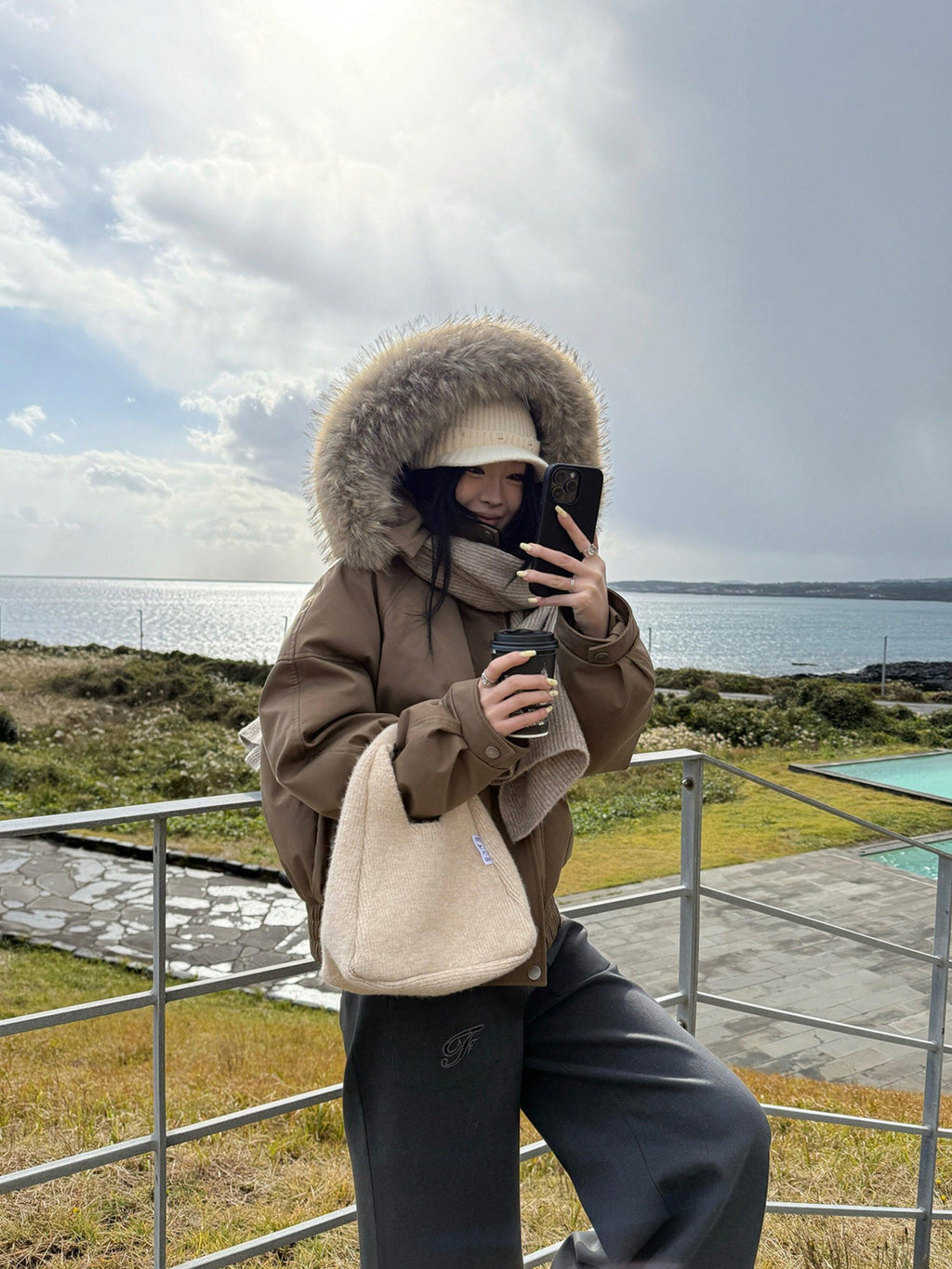 Fanptntox Brown Detachable Hood Large Fur Collar Women's White Duck Down Down Jackets