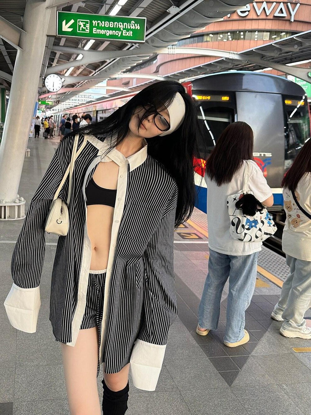 Fanptntox Contrast Stripe Long Sleeve Women's Slim Shorts Casual Top & Shorts Sets