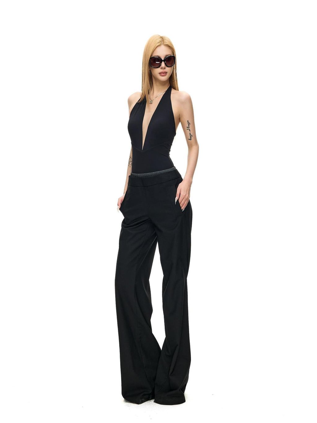 Fanptntox Deep V Sleeveless Halter Fitted Women's Nylon Stretch Knit Halter Bodysuits