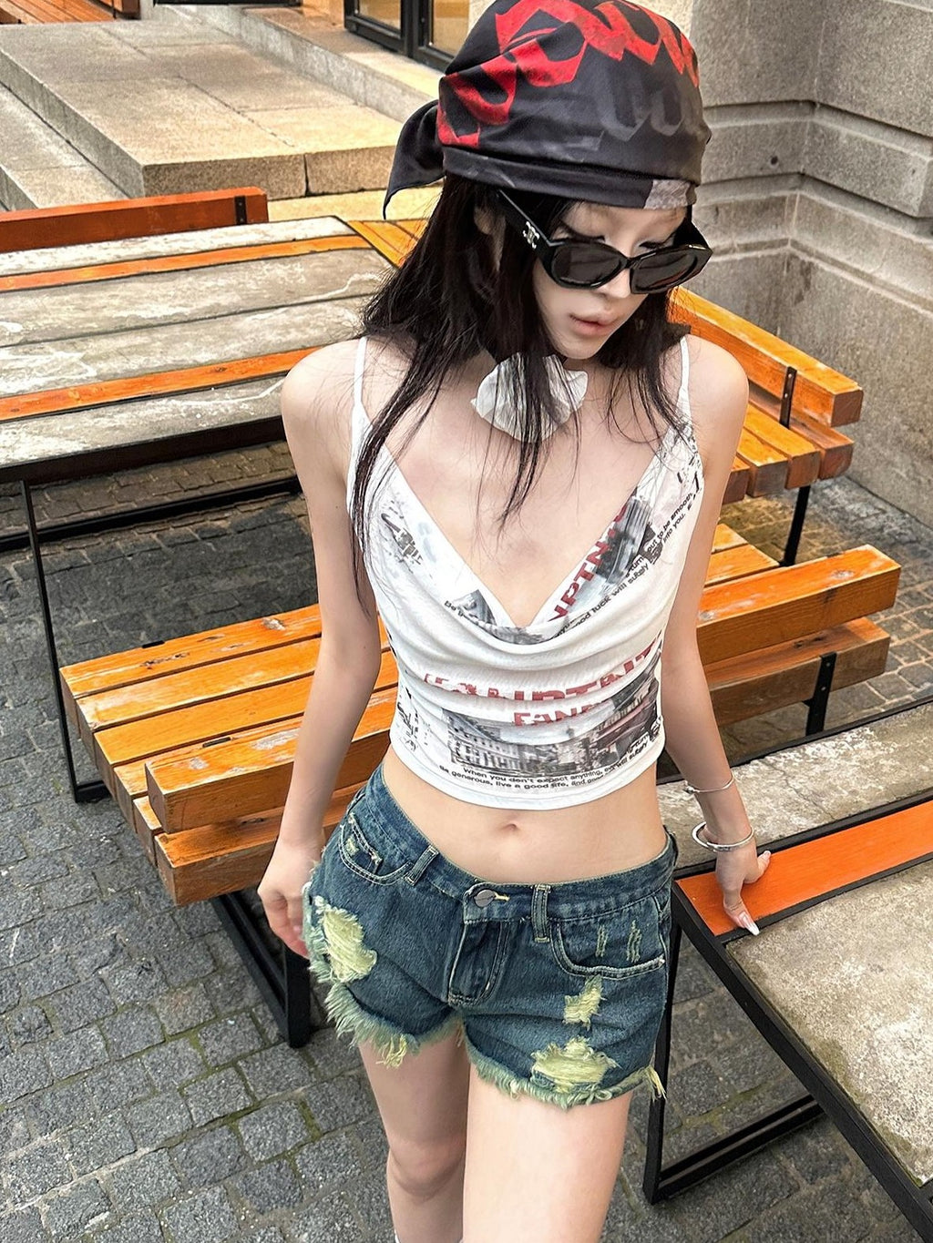 Fanptntox Distressed Frayed Hem Low Rise Women's Denim Shorts