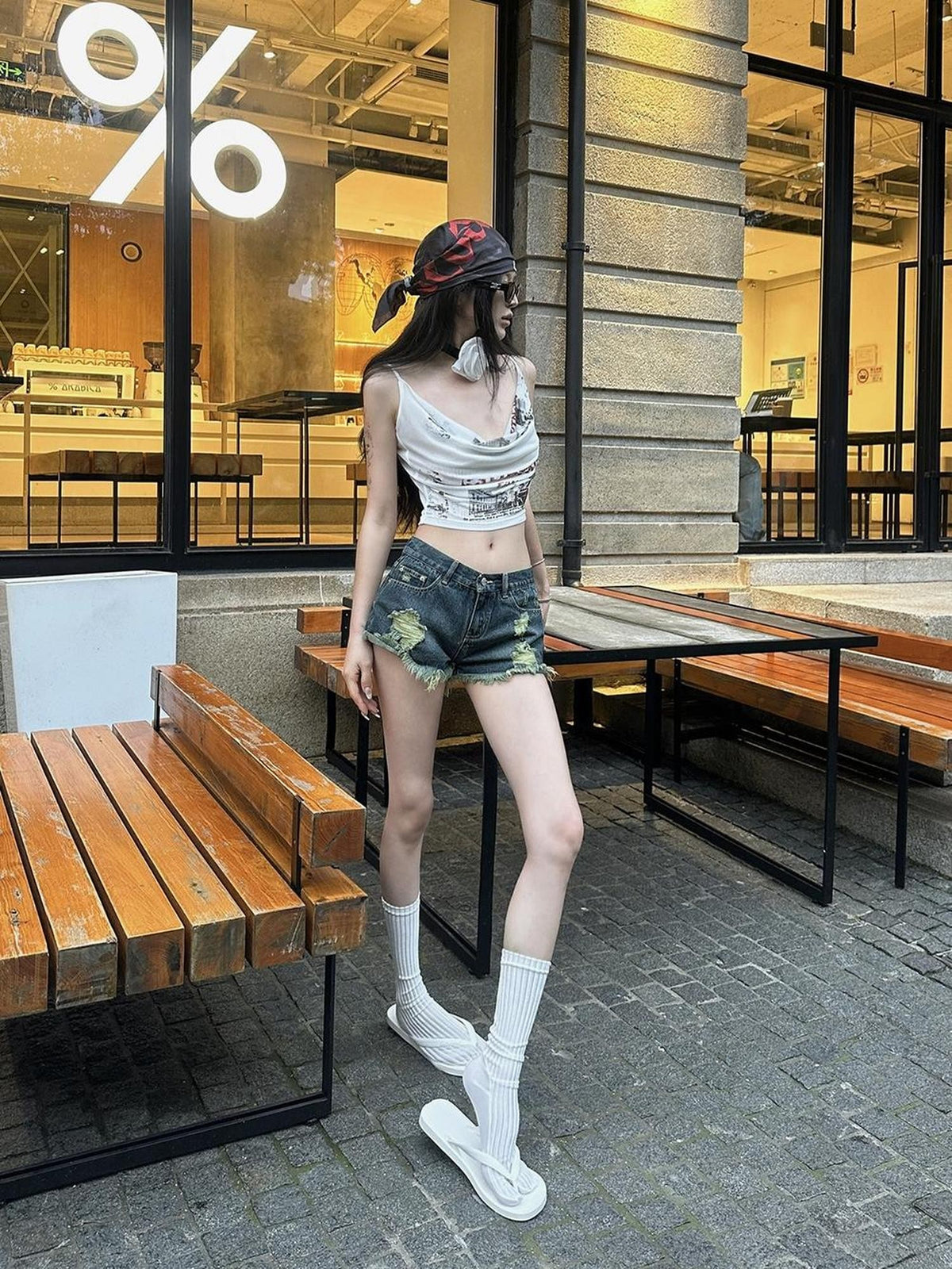 Fanptntox Distressed Frayed Hem Low Rise Women's Denim Shorts