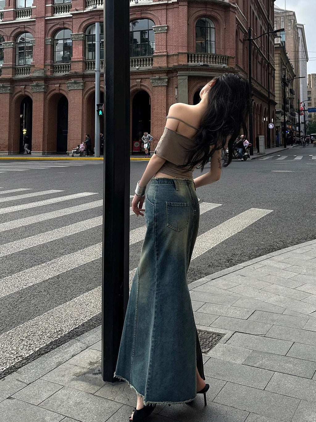 Fanptntox Frayed Hem High Waist A Line Back Slit Slim Fit Mid Length Women's Denim Skirts