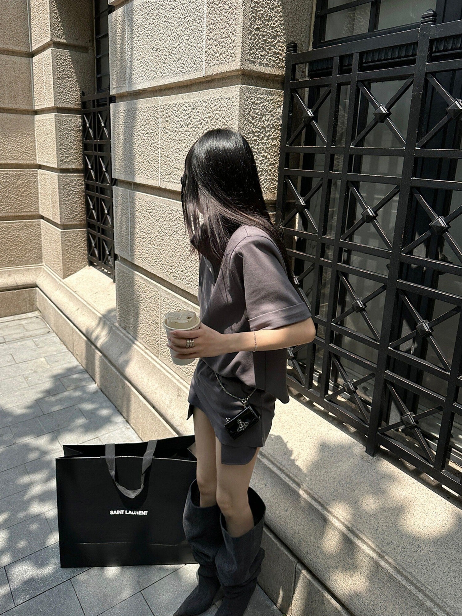 Fanptntox Gray High Neck Padded Shoulders Frayed Pocket Women's Cotton Oversized T-shirts