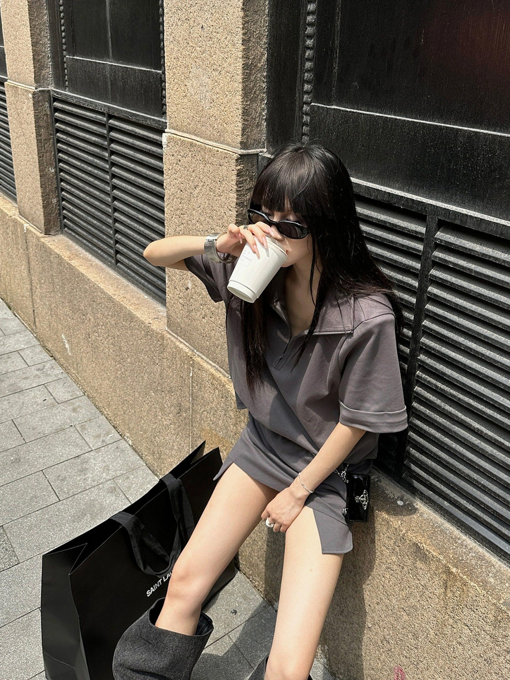 Fanptntox Gray High Neck Padded Shoulders Frayed Pocket Women's Cotton Oversized T-shirts