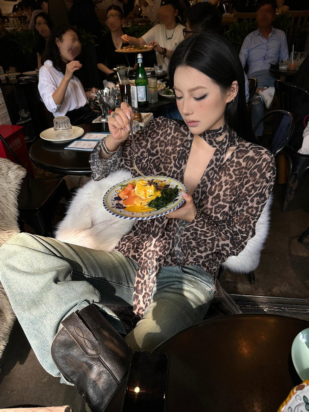 Fanptntox Leopard Print V-neck Buttoned Long Sleeve Women's Other Fabric Tie-front Shirts