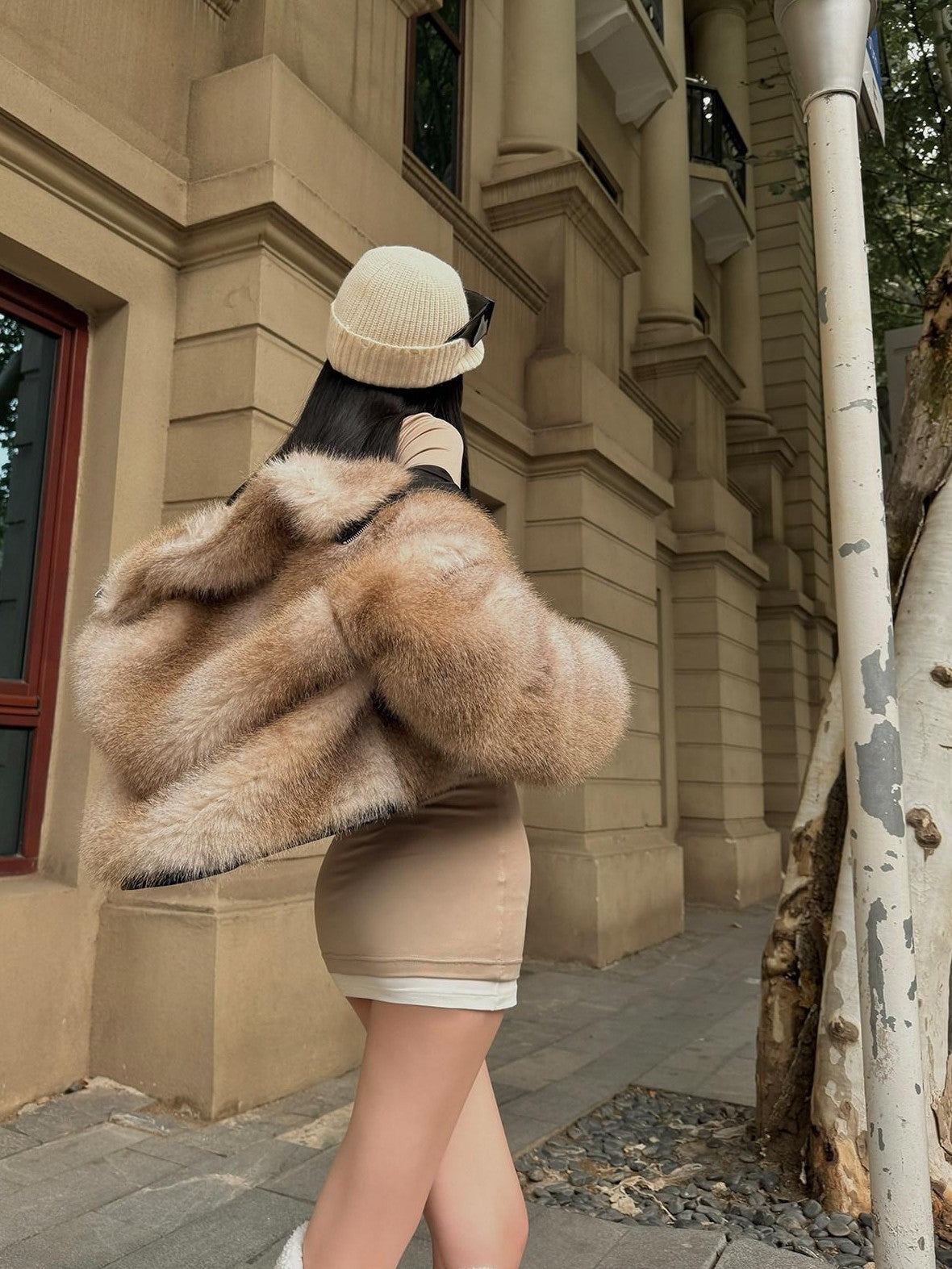 Fanptntox Light Brown Scenic Print Short Zip Plush Hooded Women's Plush Faux Fur Coats