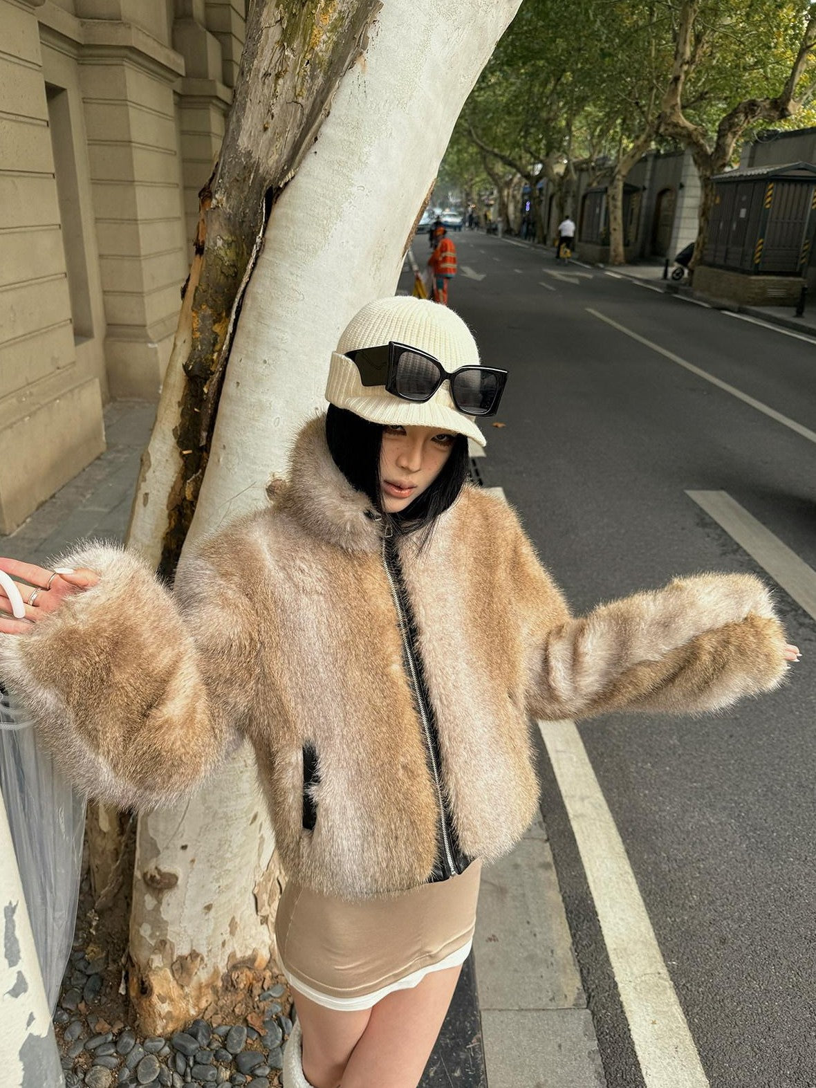 Fanptntox Light Brown Scenic Print Short Zip Plush Hooded Women's Plush Faux Fur Coats