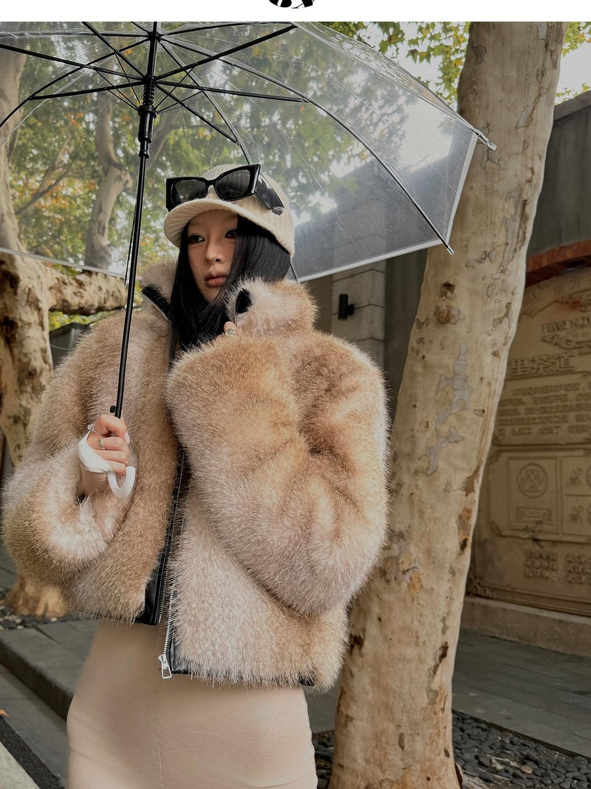 Fanptntox Light Brown Scenic Print Short Zip Plush Hooded Women's Plush Faux Fur Coats