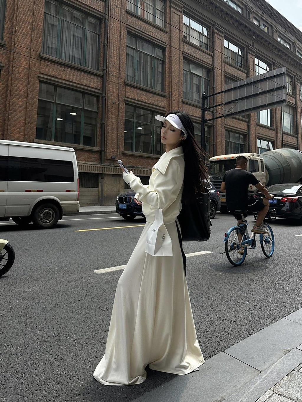 Fanptntox Off White Sleeveless Ribbon Flared High Waist U Neck Women's Casual Maxi Dresses