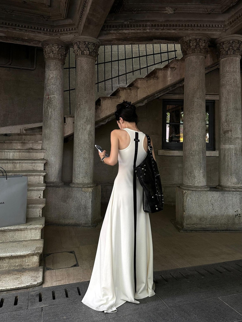 Fanptntox Off White Sleeveless Ribbon Flared High Waist U Neck Women's Casual Maxi Dresses