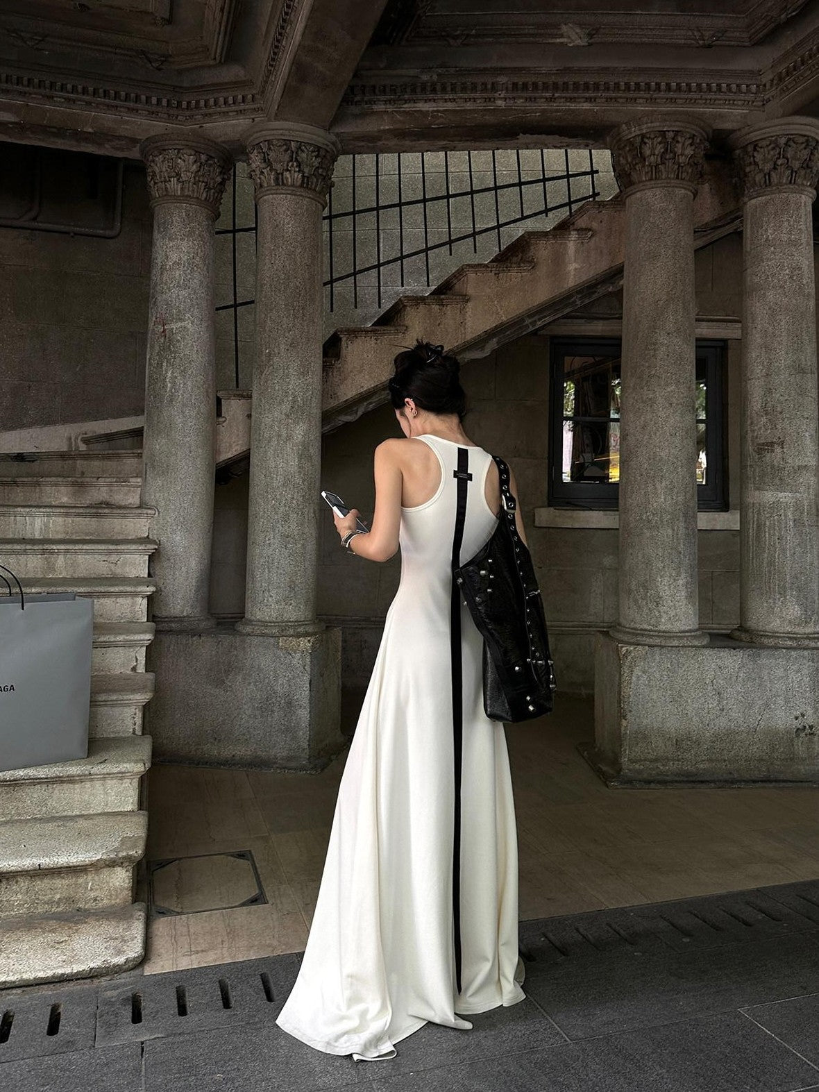 Fanptntox Off White Sleeveless Ribbon Flared High Waist U Neck Women's Casual Maxi Dresses