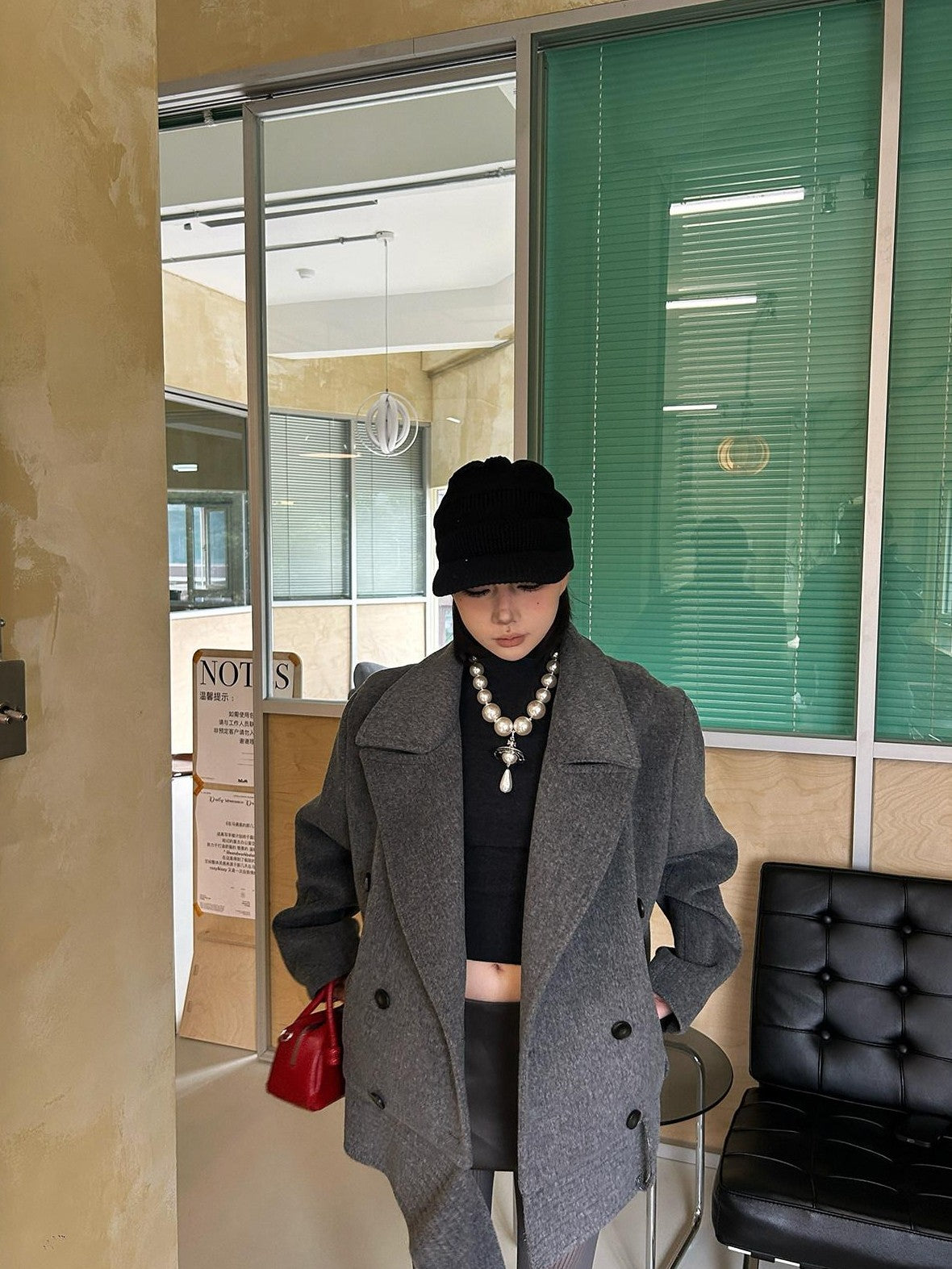 Fanptntox Padded Shoulders Notched Lapel Single Breasted Women's Wool Short Coats