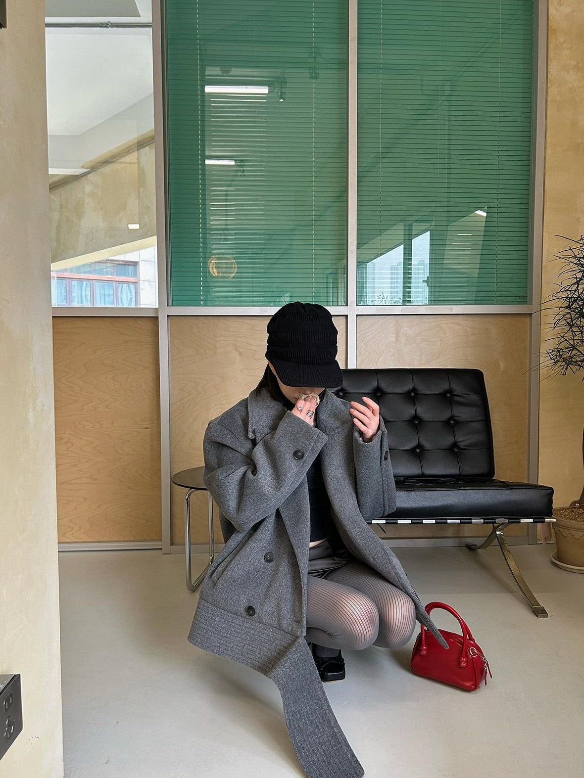 Fanptntox Padded Shoulders Notched Lapel Single Breasted Women's Wool Short Coats