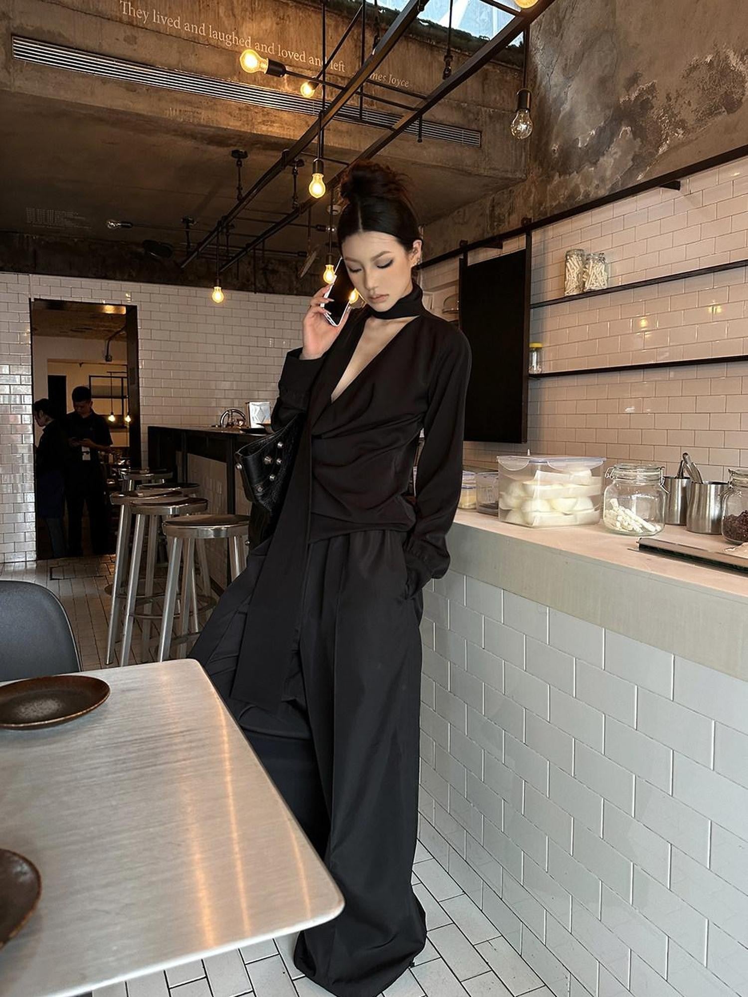 Fanptntox Solid Black Tie V-neck Women's 100 Percent Polyester Long Sleeve T-shirts